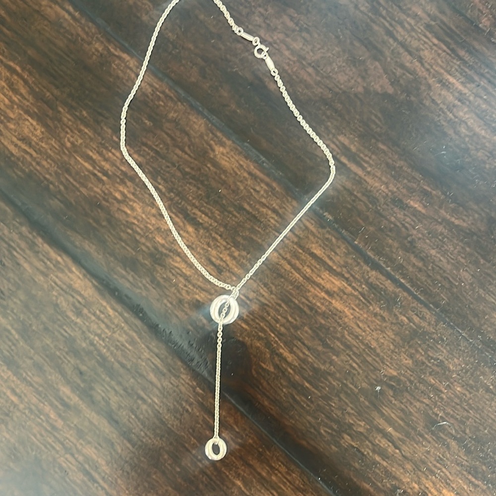 Adjustable silver lariat